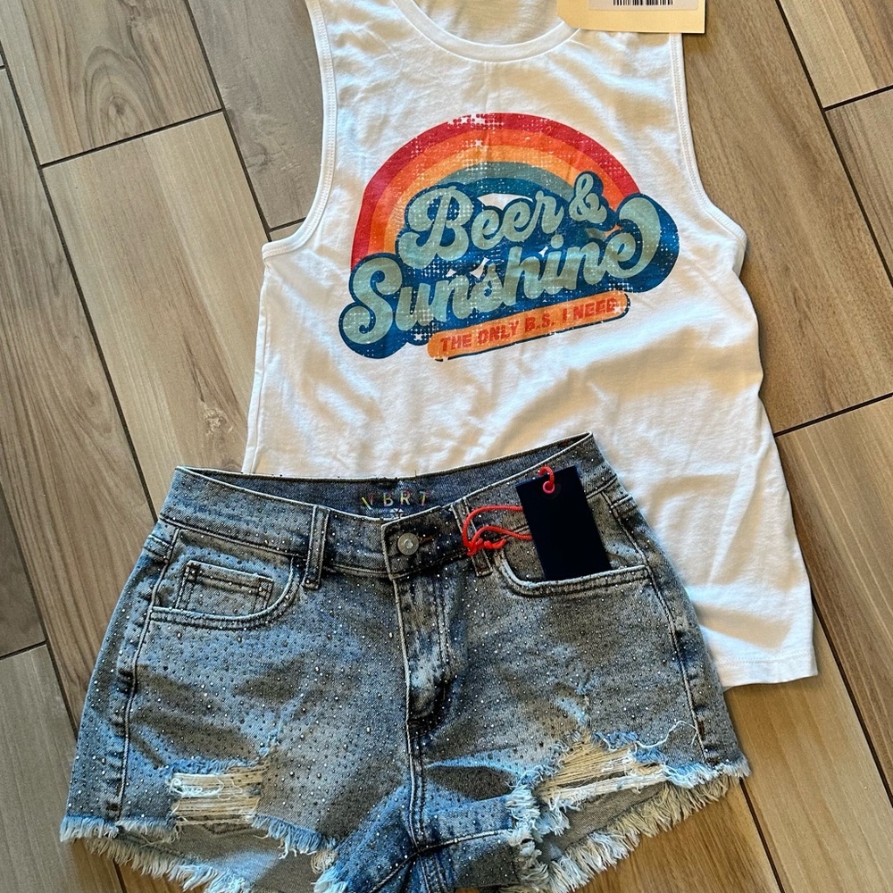 Brand NEW outfit